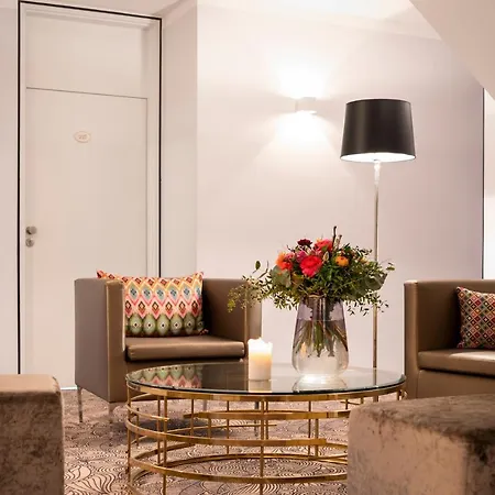Romantik 3kronen 3* Adelsdorf