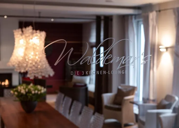 Romantik 3kronen Hotell 3*