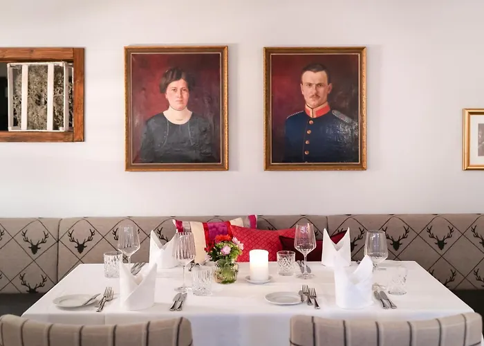 Romantik 3kronen 3* Adelsdorf