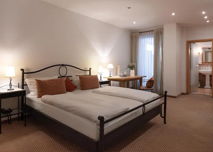 Romantik 3kronen Hotell Adelsdorf