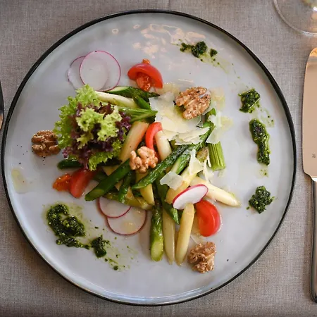 3kronen Hotel Adelsdorf