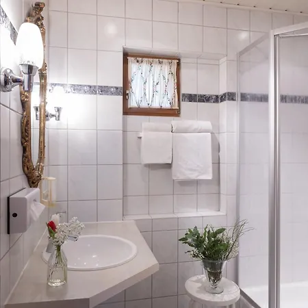 Hotel 3kronen Adelsdorf